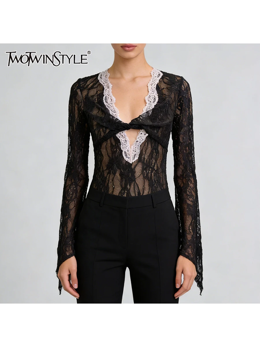 

TWOTWINSTYLE хит цвета для похудения прозрачные кружевные комбинезоны для женщин с v-образным вырезом и длинными рукавами лоскутный комбинезон со складками женский новый