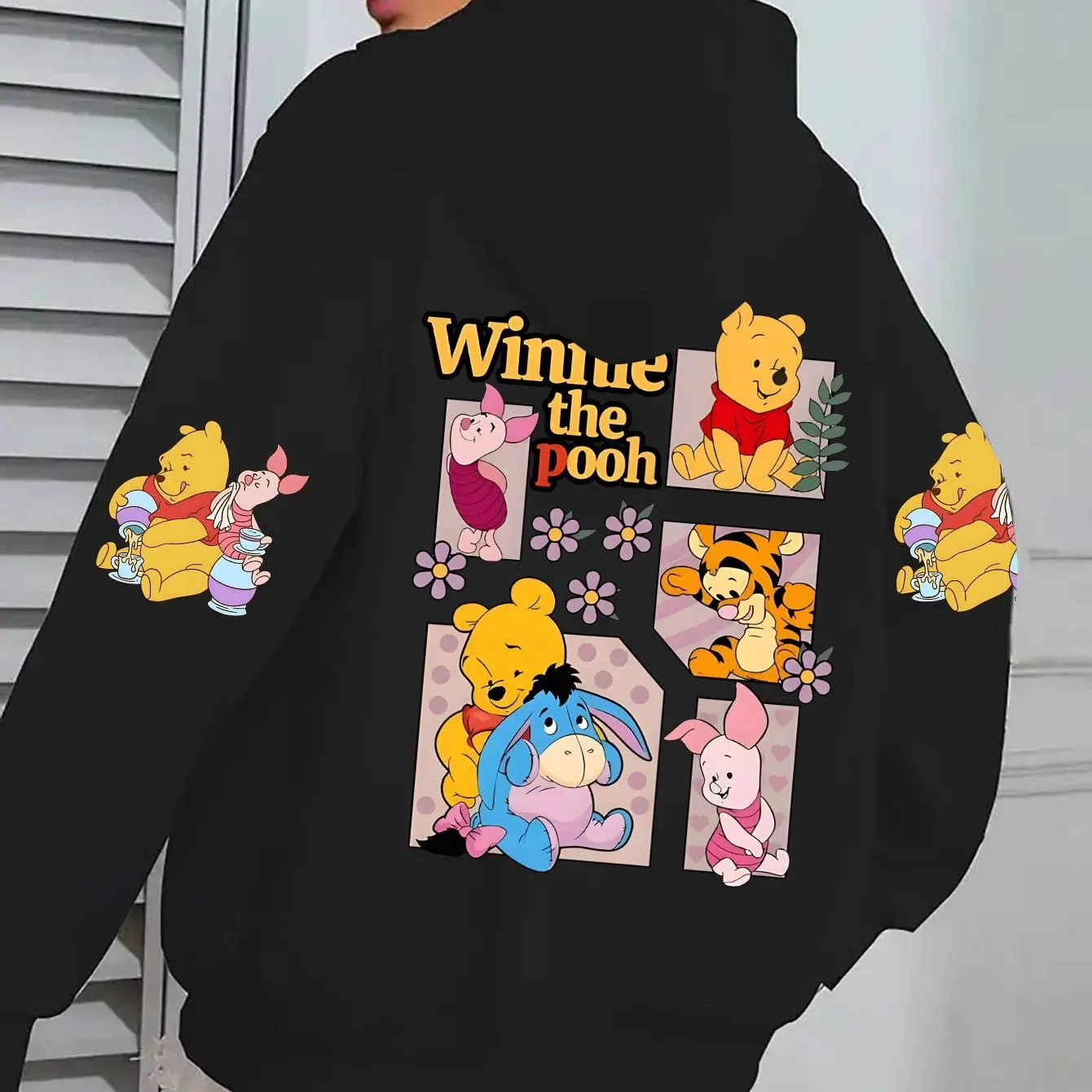 Disney Winnie and Friends Damen-Sweatshirt mit bedrucktem Muster, modisch und bequem, langärmelig, lässig, mit Kapuze