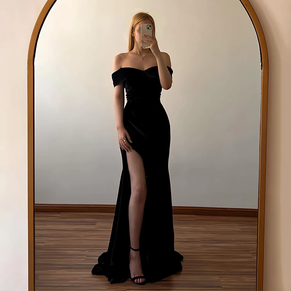 

Bridesmaid Dress Black Velvet Mermaid Off the Shoulder Elegant Bridesmaid Gowns Long Trumpet Side Split Simple Formal Dresses