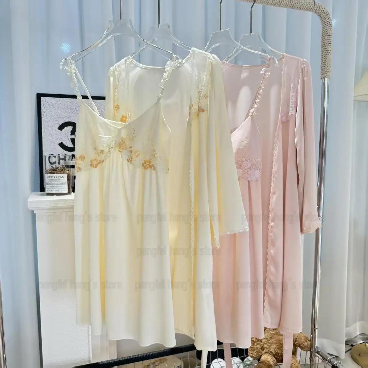 

Princess style sweet lace Floral robe set women luxury rayon suspender Nightdress KImono Bathrobe gown loose homewear Lingerie