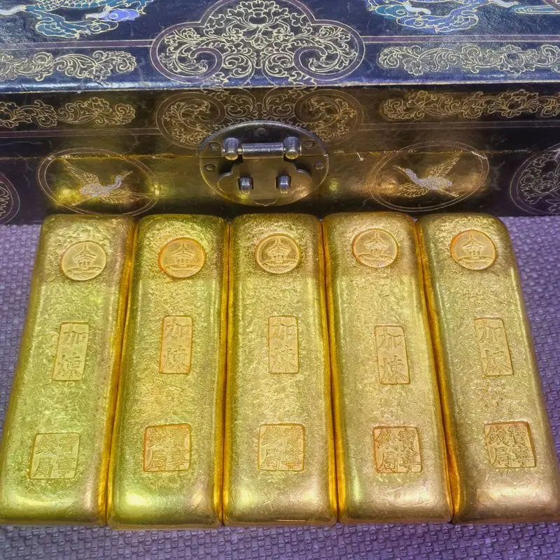 Antiqued lacquerware box, hand-painted wooden Qing Dynasty Kangxi era 0.5kg gold bar metal craft ornament