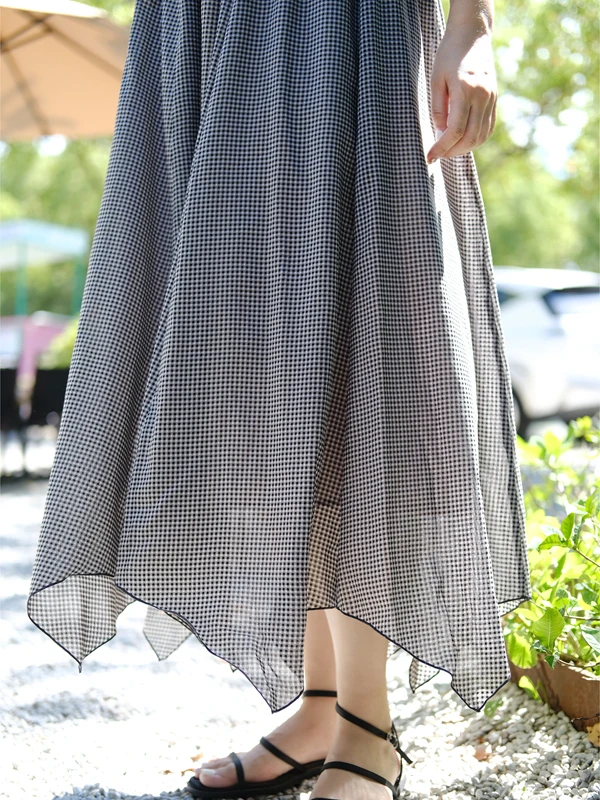 

Black White Small Grid Silk Cotton Elastic Waist Long Half Skirt Hip Covering Summer City Commute High Waist A-Line Skirt