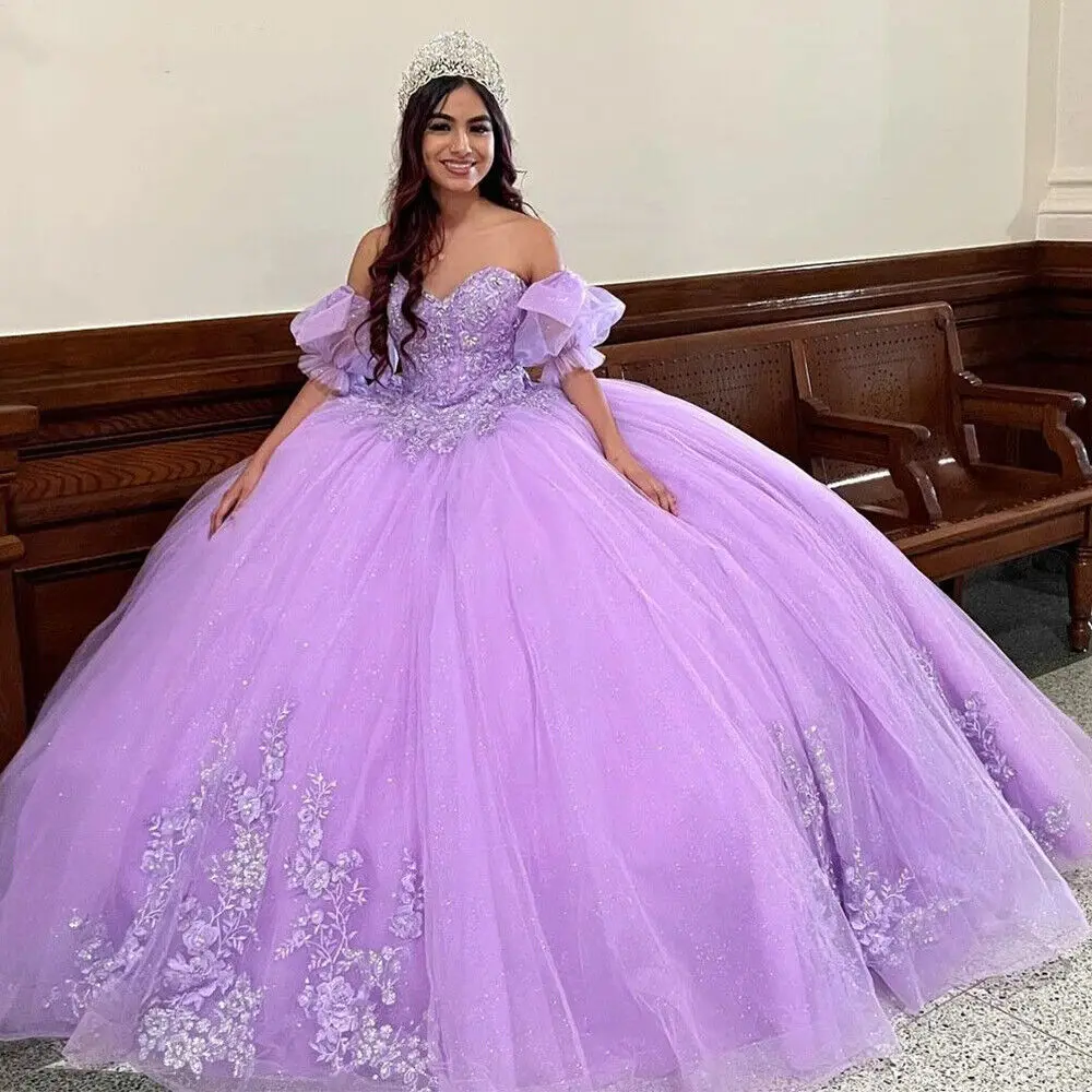 

ANGELSBRIDEP Lilac Quinceanera Dresses Short Puff Sleeves 3D Floral Appliqued Lace Sweet 16 Pageant Dress Ball Gowns Plus Size