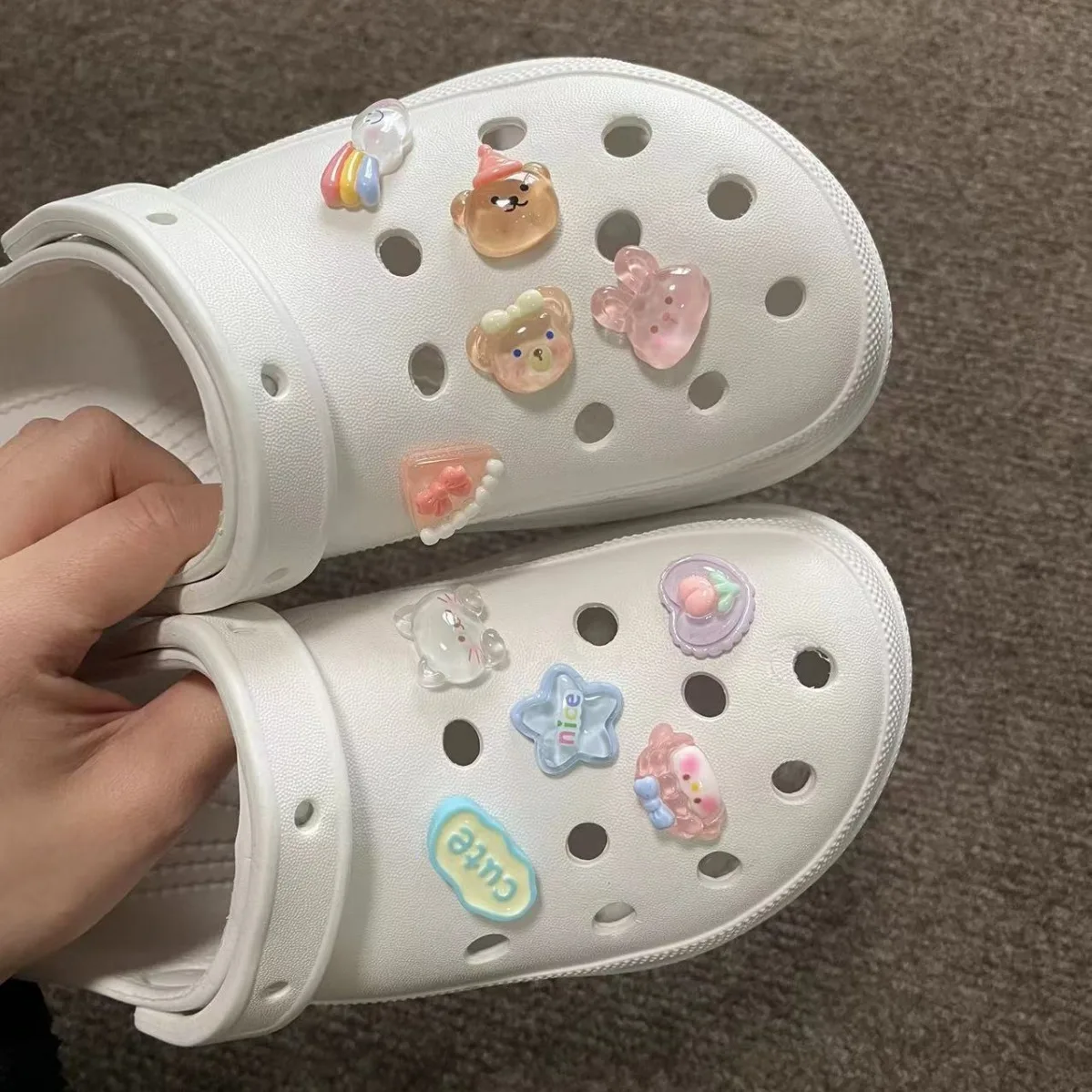 NUEVOS Adornos de Zapatos con Diseño de Osito de Peluche, Accesorios Transparentes para Clogs, Hebillas Decorativas con Diseño de Corazón