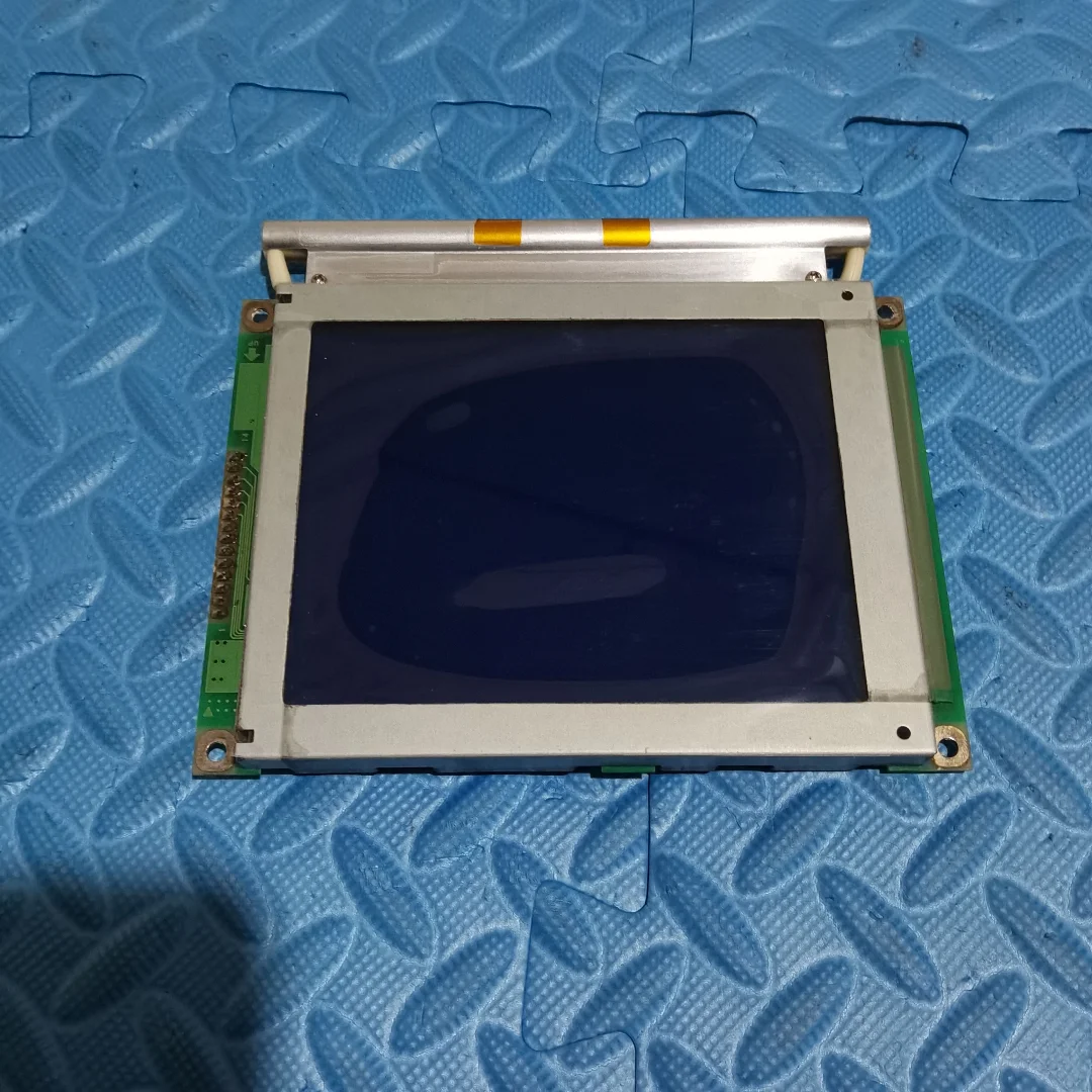 DMF50081 DMF50081ZNB-FW Pannello LCD originale