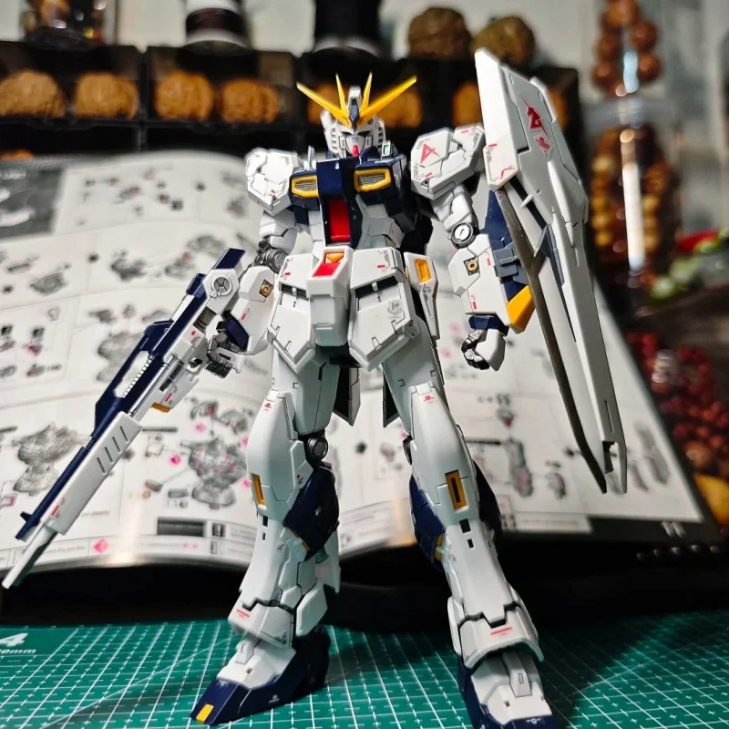 IN STOCK CHANGLONG 5502 Rx-93 V RG 1/144 Assembly Model Kits V RG 1/144 Action Figure Movable Collectible Robot Model Toy Gift