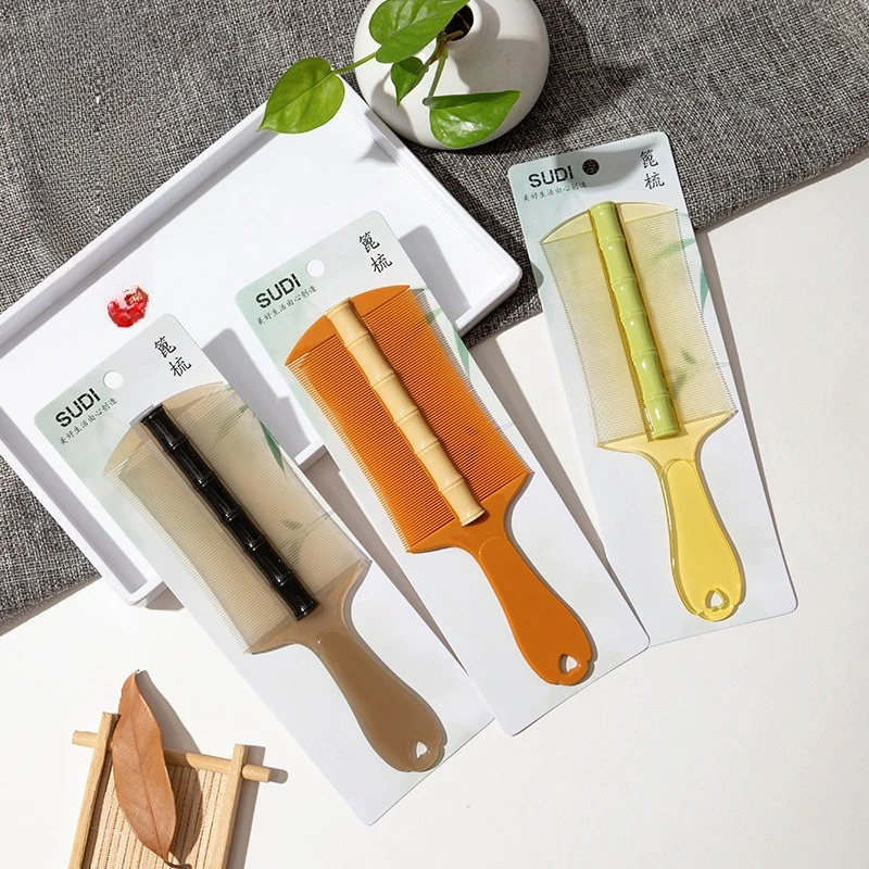 

Super-dense Toothed Comb with Handle, Double-sided Thickened Plastic Comb, Large Plastic Lice Comb with Handle.