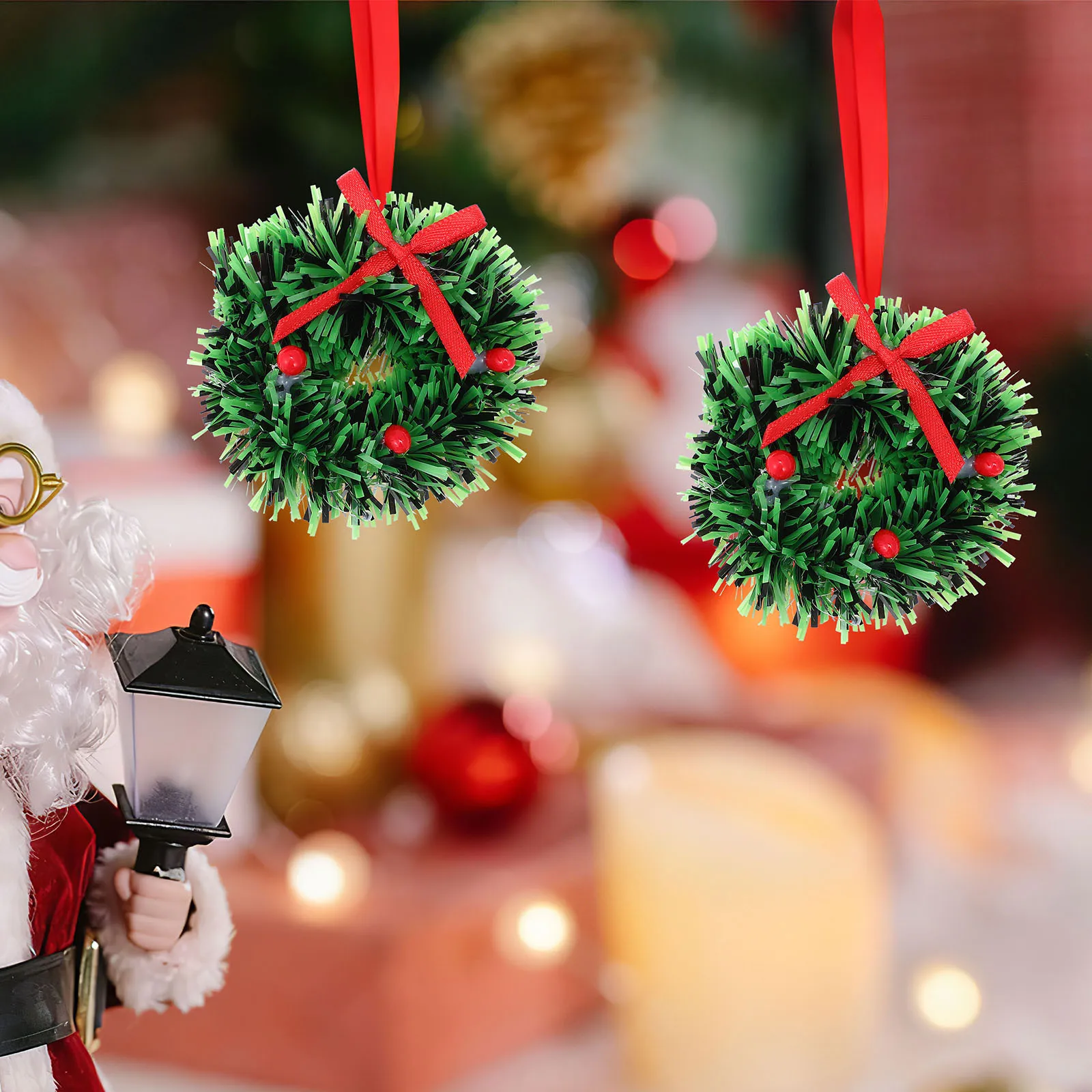 

5Pcs Miniature Scene Wreath Strong Plastic Christmas Decoration for Holiday Crafts and Creative Displays Christmas Mini Wreath