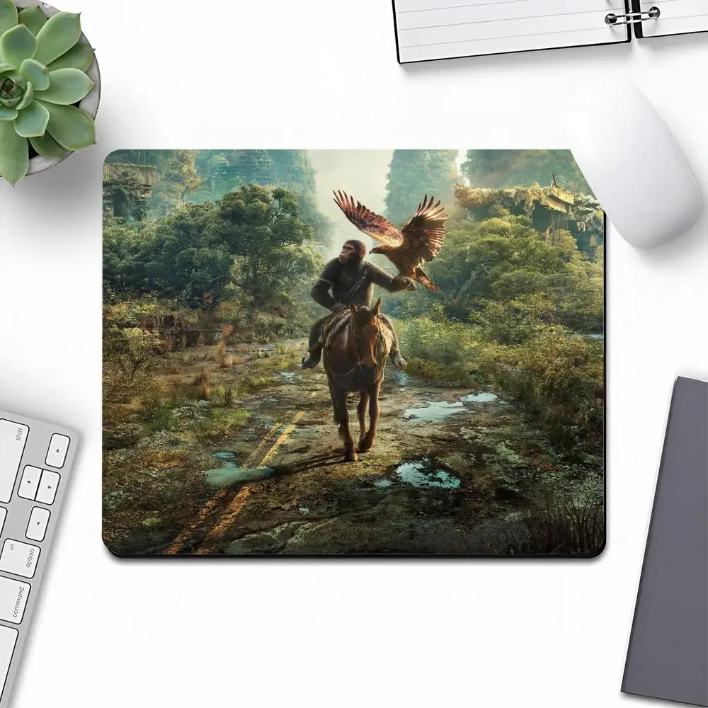 Kingdom of the Planet of the Apes Mouse Pad Art Gaming Small Rubber Locking Edge Large Computer MousePad Laptop Trendy Desk Pad