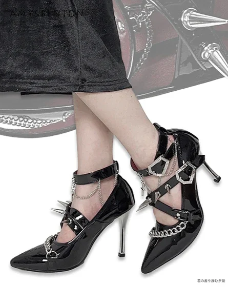 

Subculture Gothic Rivet Pointed Metal Stilettos Women Harajuku Punk Y2K Lace Printed Chain Rhinestone Buckle Heels Womens Shoes