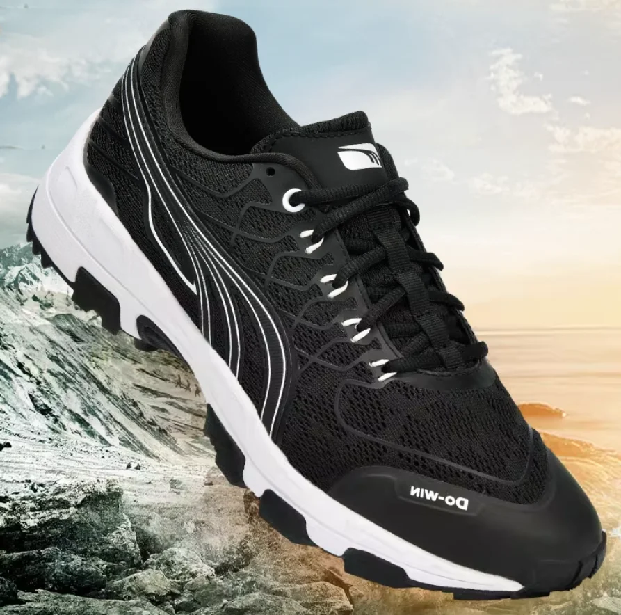 

Men's Trail Running Shoes & Hiking Boots Comfortable and versatile outdoor trail walking shoes for men and women