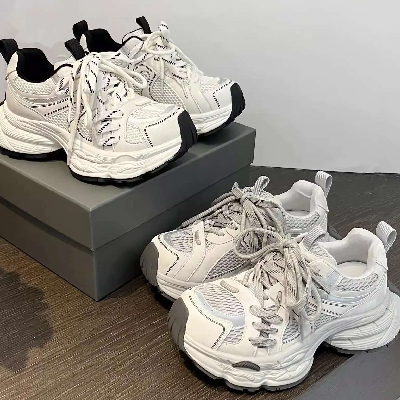 

Women's Casual Breathable Leather Sneakers Thick Bottom Dad Shoes Comfortable Low Top round Toe Spring Summer Fashion Shoes