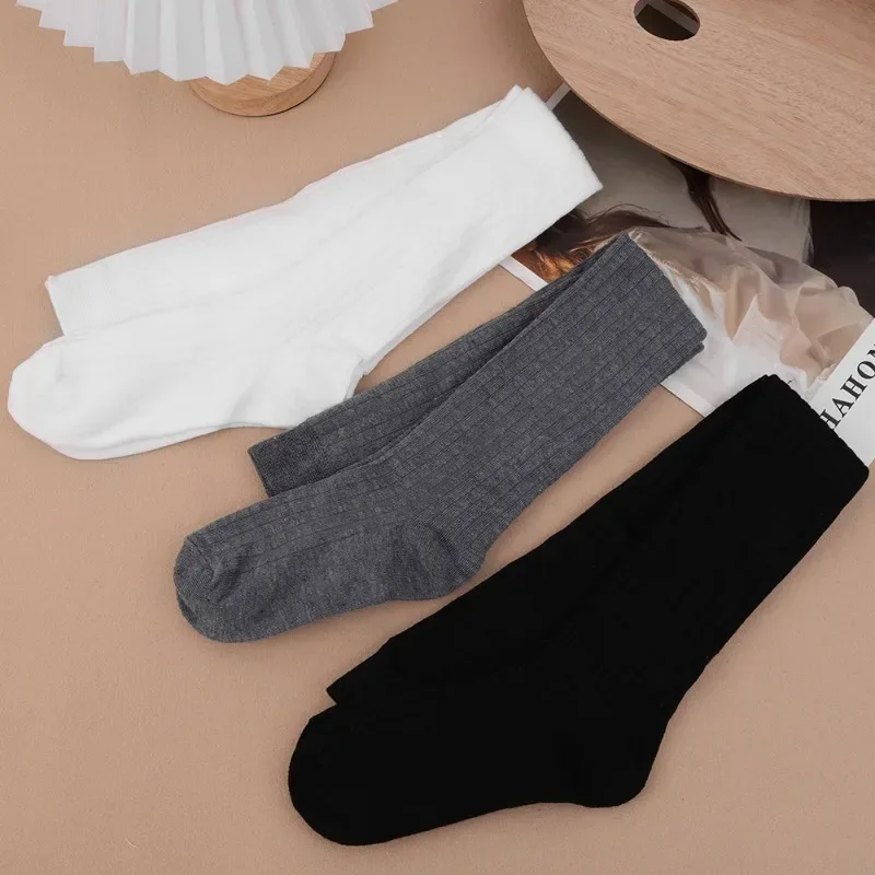 Chaussettes en laine pour femmes, bas chauds, chaussettes longues, noir et blanc, optique Lolita, haut de cuisse, document solide, automne et hiver