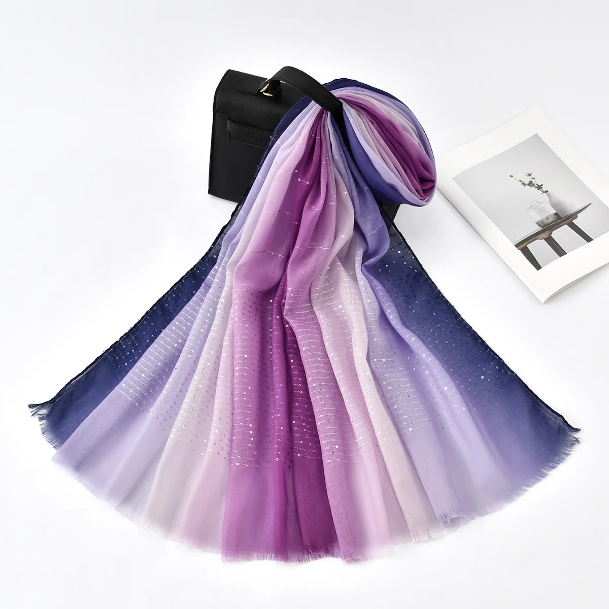 

Luxury Gradient Scarf Women Brand Solid Femme Shawls Wraps Bandana Head Foulard Fashion Lady Hijab Wedding Poncho Stoles Mujer