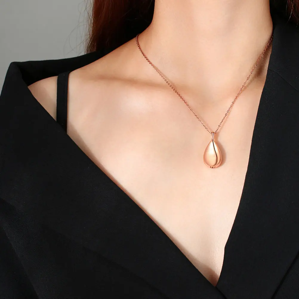 

Изысканное ожерелье из титановой стали для ароматерапии для женщин, диффузор для эфирных масел, ювелирное украшение, парфюмерное ожерелье, кулон-урна для праха