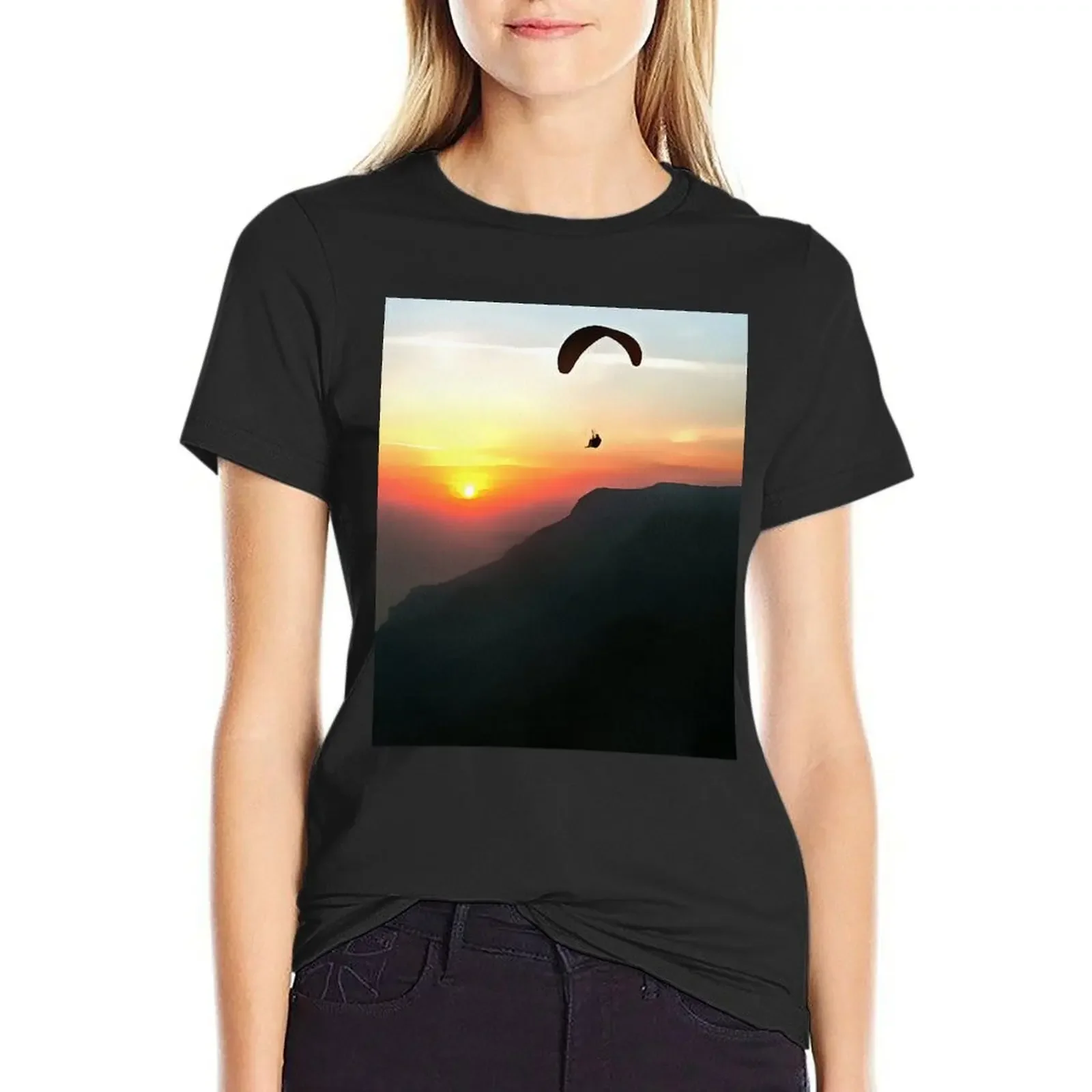 

Sunset Paraglide Wanderlust Extreme Sports Art T-Shirt blacks summer clothes tees aesthetic clothes black t shirts for Women