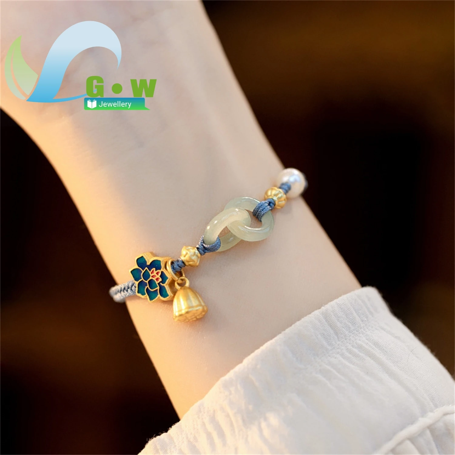 

Браслет с пуговицами мира для женщин, имитация нефрита Хэтянь, жемчуг, ручная работа, веревка, новый китайский стиль, нишевый дизайн, передняя часть