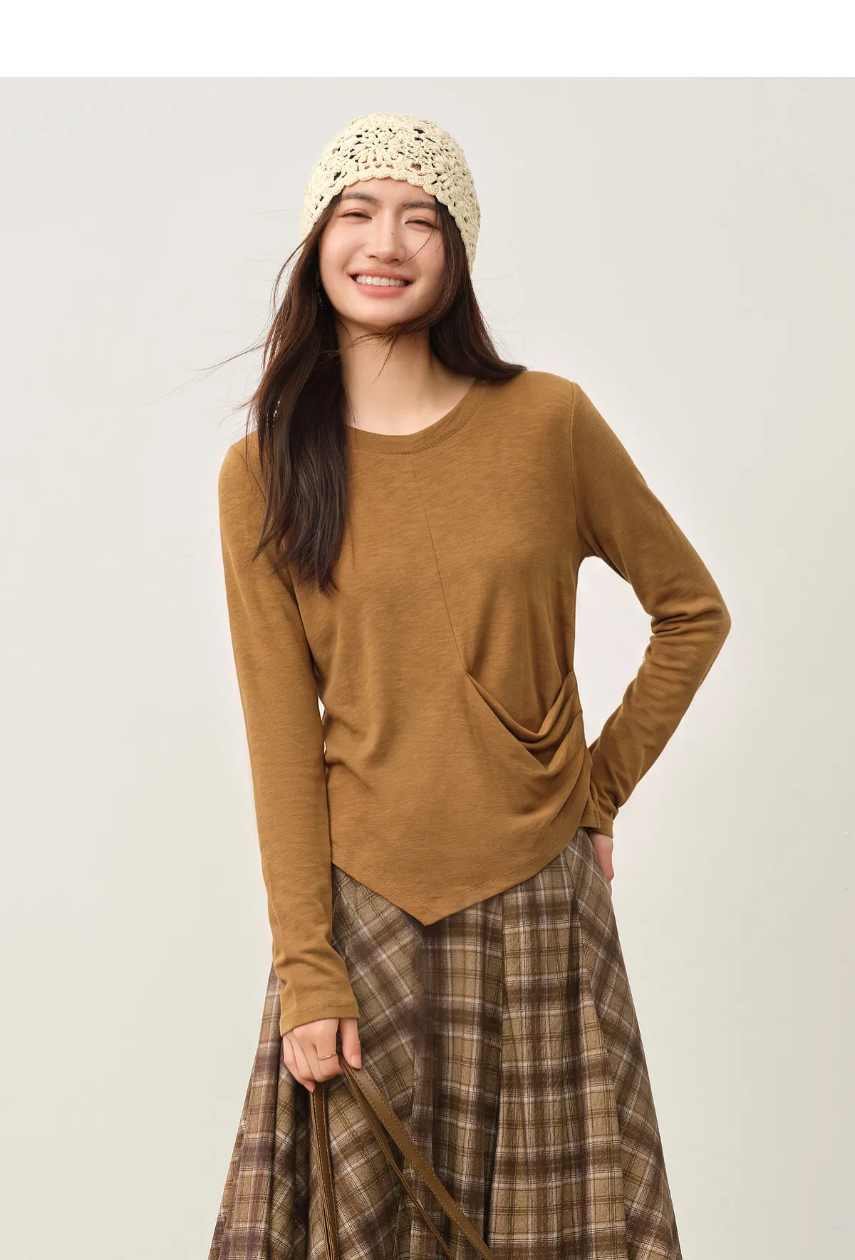 SENTUBILA Damen-Strickoberteil mit Falten, Herbst 2026, Transsezonal, Rundhals, schmal geschnitten, kurz, zum Layering, Unterhemd 163SF8297 – Detail 22
