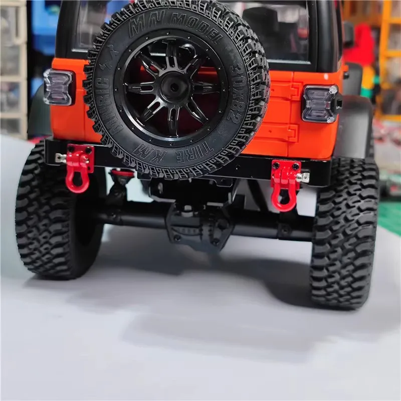 2 szt. Metalowe części zamienne do samochodów RC, przedni i tylny zderzak pasujący do MN 1/12 MN128 Wrangler, akcesoria do zdalnie sterowanych samochodów.