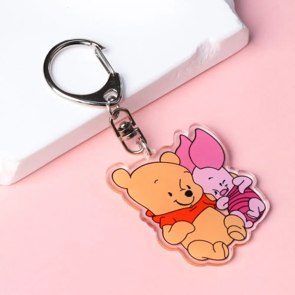 

Winnie the Pooh keychain cartoon Winnie the Pooh creative acrylic keychain fashion couple bag pendant keychain car pendant gift