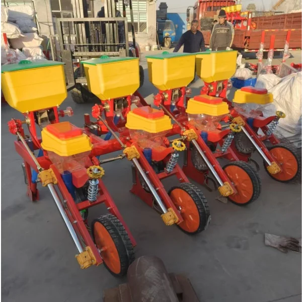 Factory Direct Sale 4-row Precision Seed Drill Suspended Precision Corn Planter with Low Price