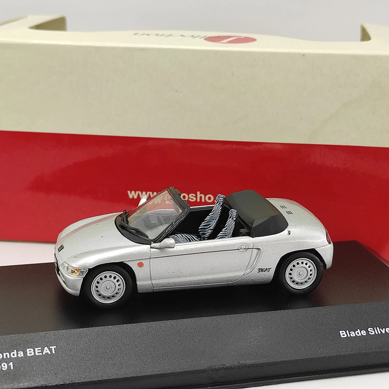 

Дефект, литой под давлением JC, масштаб 1:43, Honda BEAT 1991, лезвие из серебряного сплава, модель автомобиля, Коллекционная игрушка, подарок, сувенир, украшение для дисплея