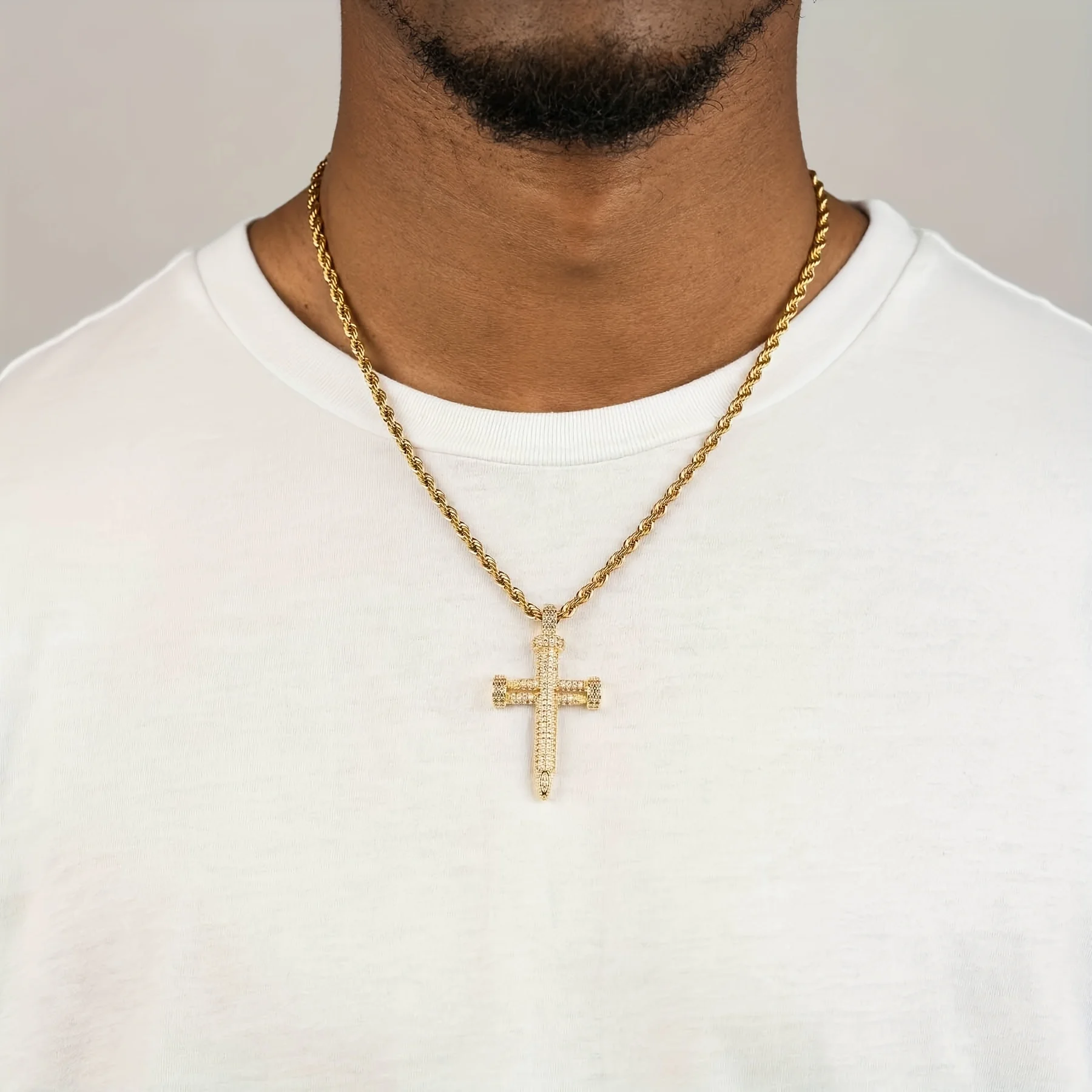 

JEWE 18k Golden Plated Hip Hop Nail Cross Pendant with Zirconia Iced Out Men's Necklace Chain Jewelry