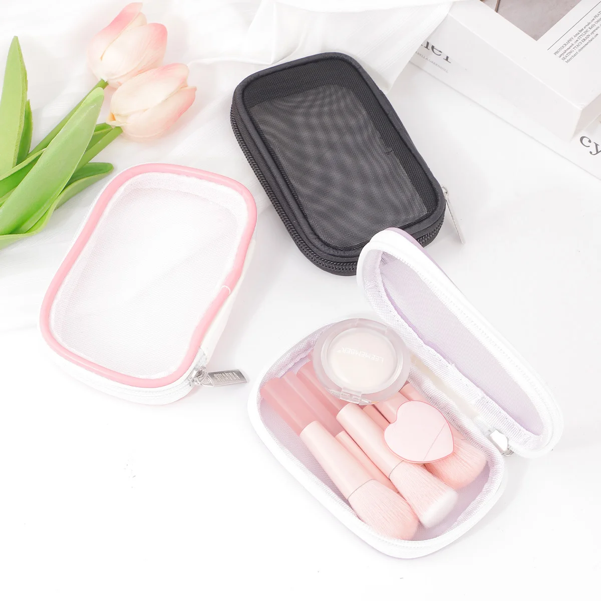 Petite trousse de toilette portable en maille transparente en nylon pour le rangement des cosmétiques