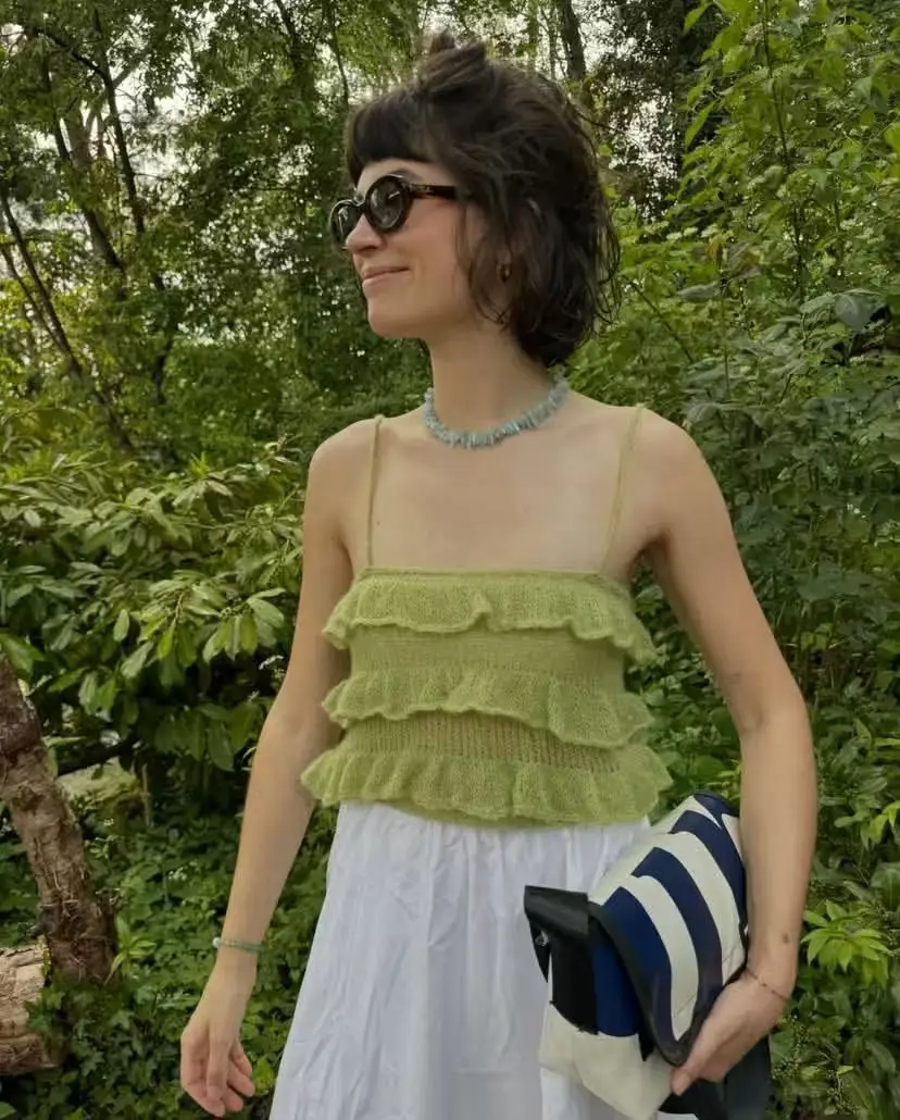 Sommerliches neues süßes und würziges Camisole-Top für Damen, modisch und vielseitig, zum Verjüngen und Verkürzen des Erscheinungsbilds. – Detail 2