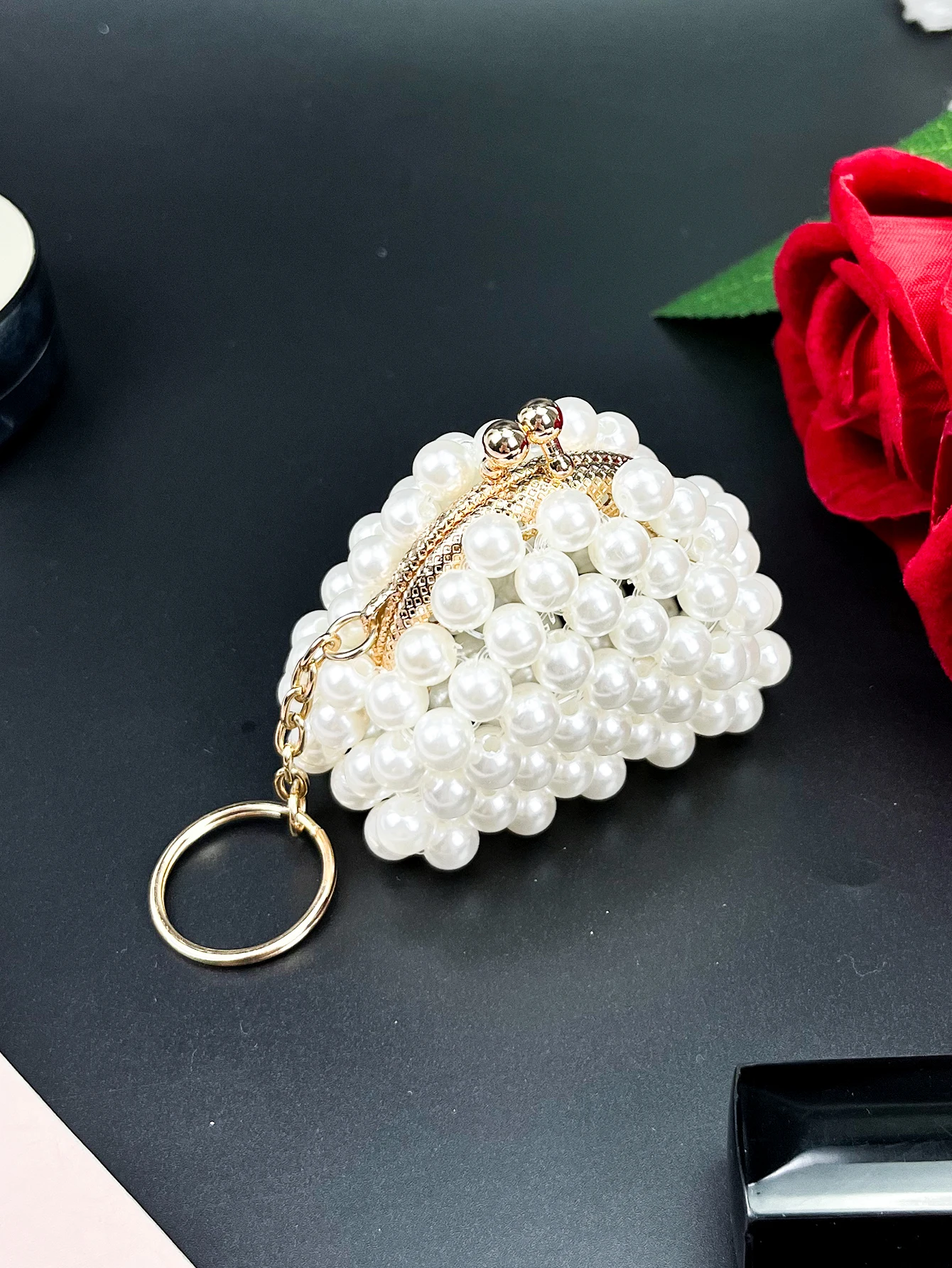 Handmade beaded pearl mini mouth gold coin purse, women's woven small bag, keychain hanging decoration, coin bag, light luxury s