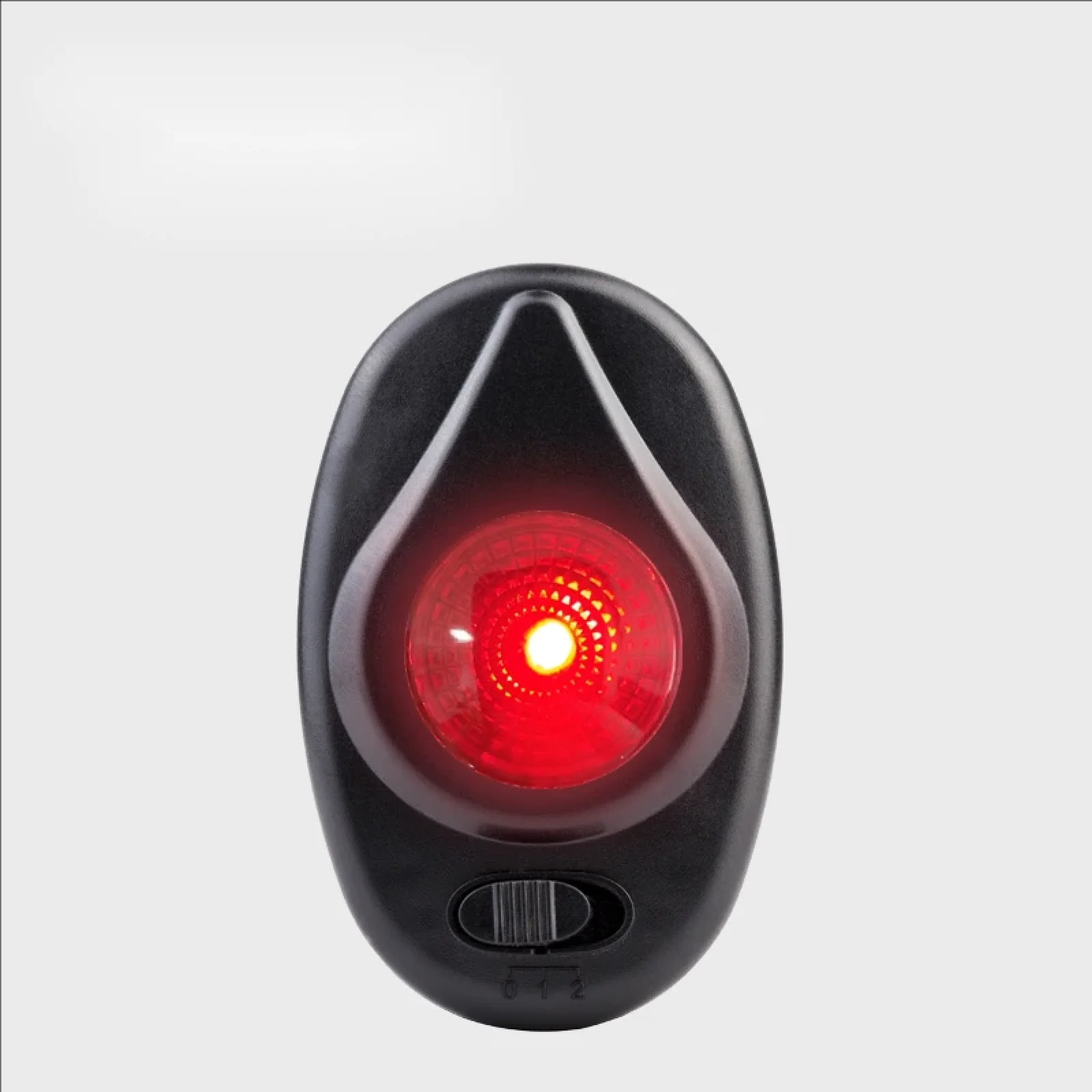 سيتم تحقق من تنبيه سياج المزرعة أن يتعامل سياجك بشكل صحيح ويستخدم مع ضوء تحذير لجهد منخفض