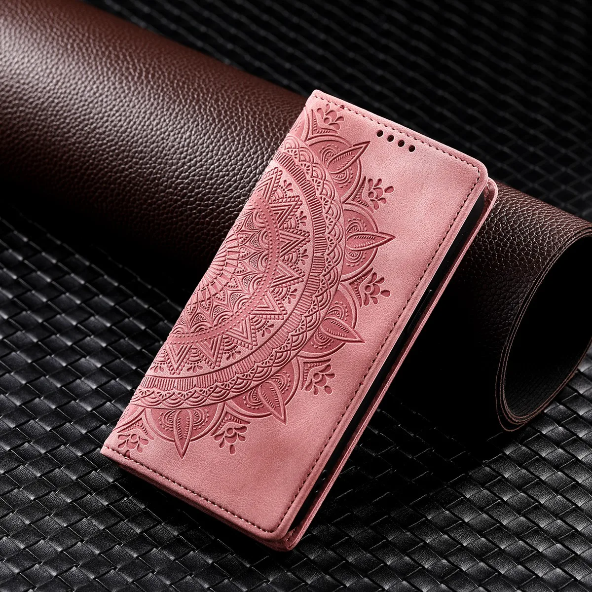 Embossed Totem Card Slots Wallet Case for Samsung Galaxy S24 Ultra S23 Ultra S24 S23 S22 S21 S20 Magnetic Leather Flip Cover