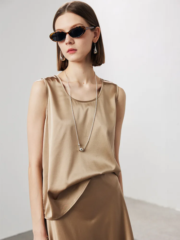 

Women's 100% Mulberry Silk Sleeveless Tank Top - Round Neck Solid Color Stylish Outerwear-Camisole for Casual to Chic Outfits
