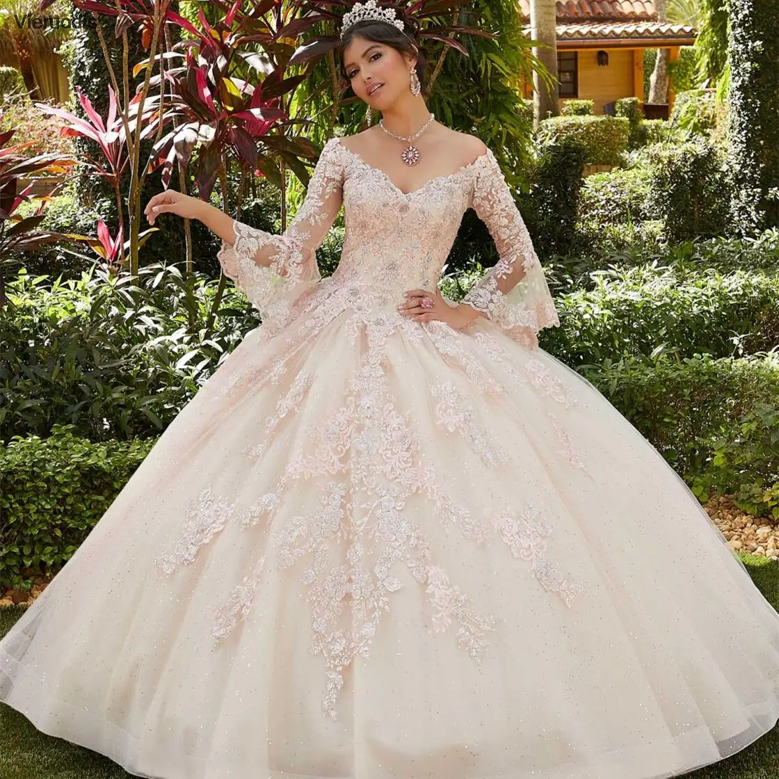 

Flare Sleeve Quinceanera Dresses 2021 Light Pink Ball Gown V-Neck Lace Beads Sequins Backless Princess Party Sweet 15 Pageant