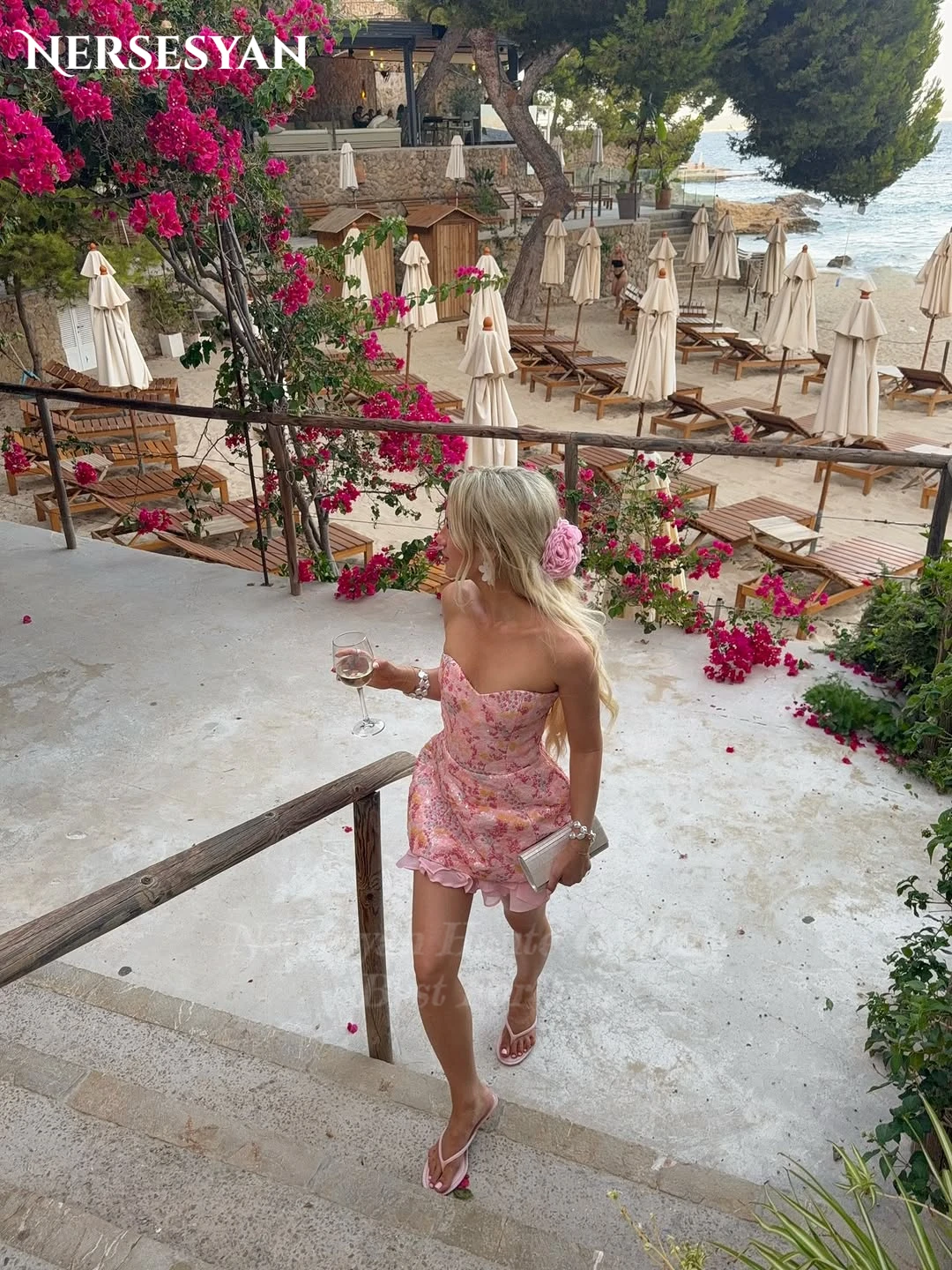 Nersesyan robes de bal à paillettes colorées paillettes épaules dénudées Mini robe de retour volants robes de soirée de Cocktail 2025 personnalisé