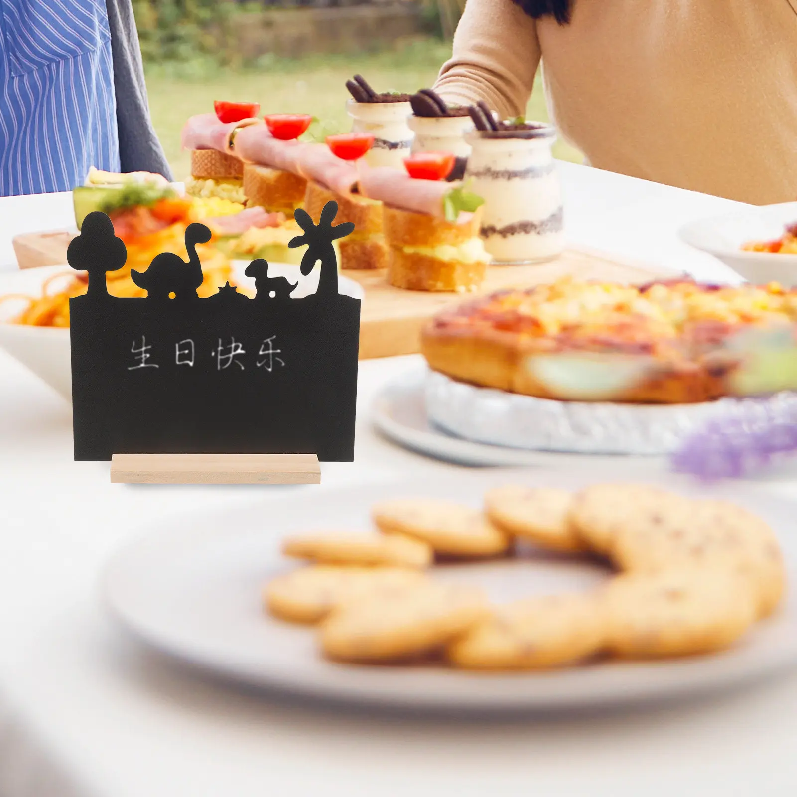 Wooden Mini Chalkboard Sign Small Tabletop Chalkboard with Smooth Edges Erasable Reusable for Home Office Wedding Party Dessert