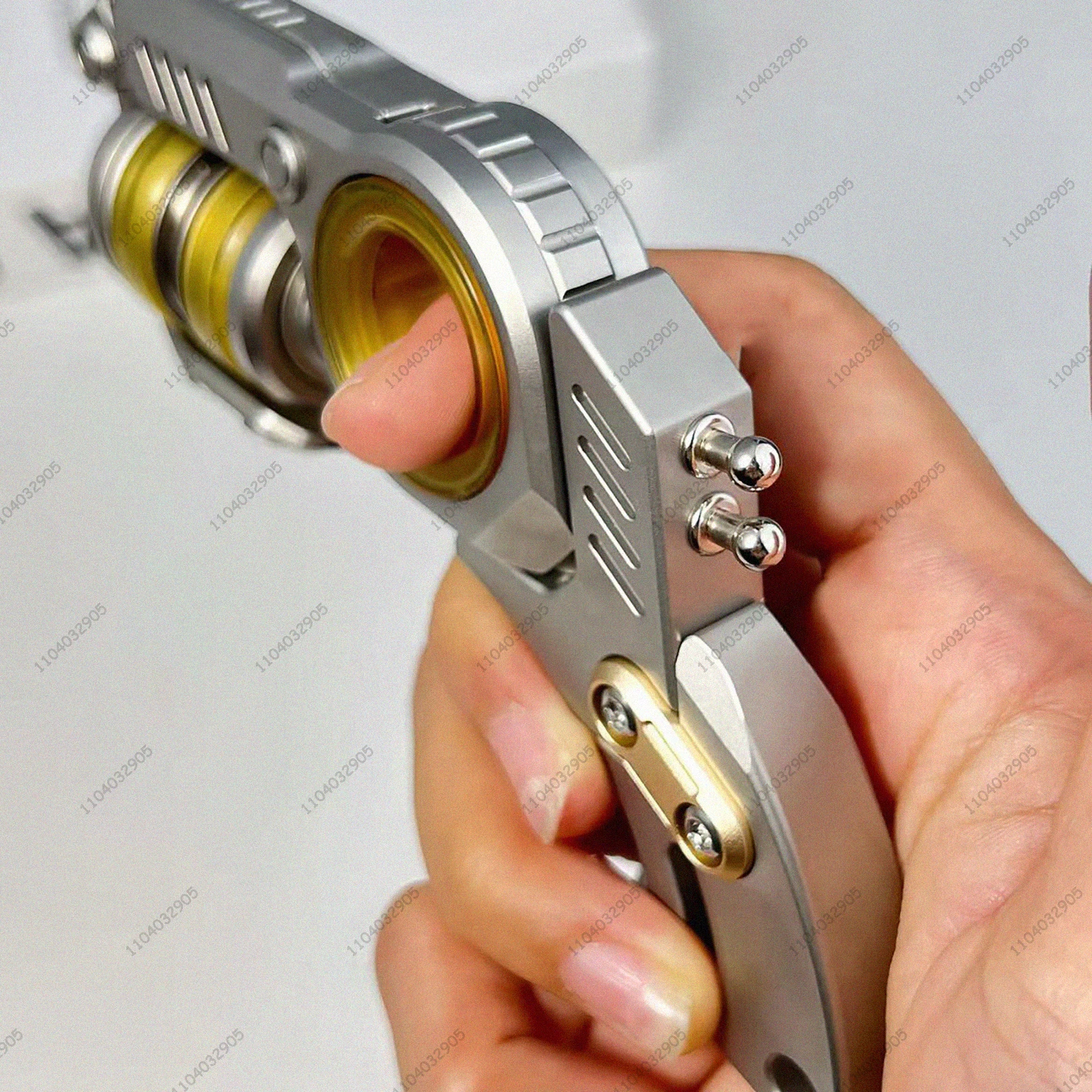 EDC Wielofunkcyjny Spinner Antystresowy z Mechanizmem Flip, Wahadłem, Grzechotką, Czarny Gadżet Technologiczny, Prezent Redukujący Stres