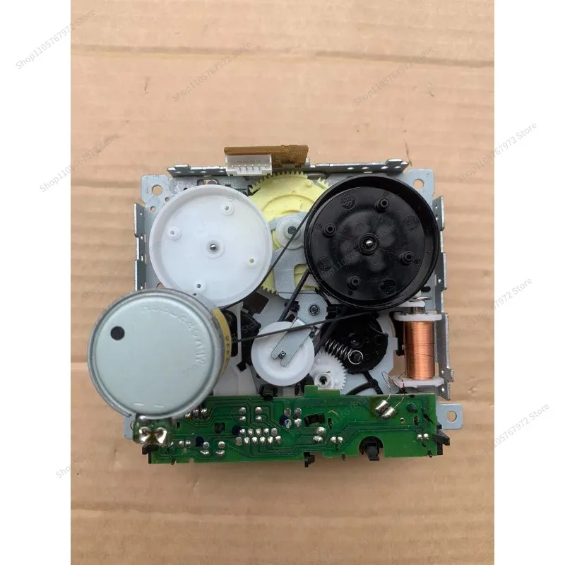 For the electronic tape recorder movement, brand new, the small drive belt is broken 65mm