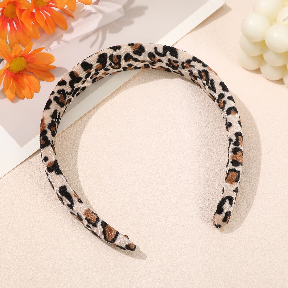 New Retro Flannel Leopard Print Headband Modification Face Shape Sponge Powder Leopard Print Hair Hoop Women's Hair Accessories