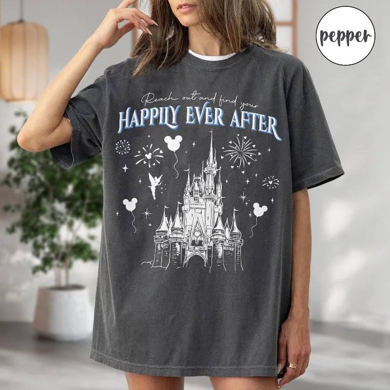 Bereik en vind je gelukkig ooit na shirt, retro familie passend 2025, Mickey Castle shirt, Magic Kingdom Trip