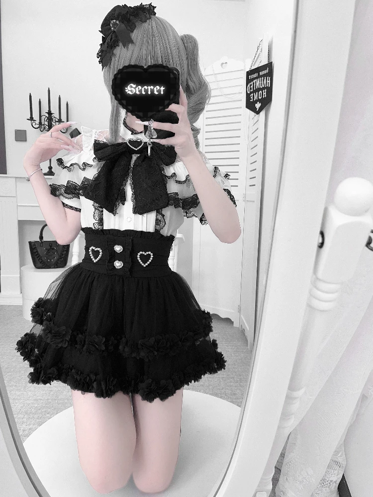 Camicia da donna versatile dolce e carina monopetto a maniche lunghe con fiocco a cuore in patchwork di pizzo prodotto in serie in stile miniera giapponese per le donne