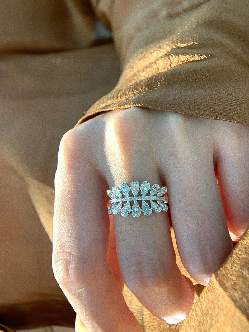 LUOWEND 100% 18K White Gold Rings 0.62carat Real Natural Diamond Engagement Ring for Women Romantic Style High Wedding Jewelry