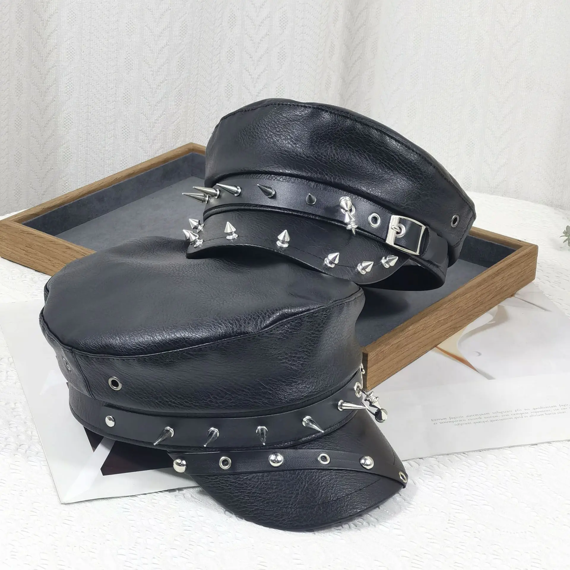 2026 Women Black Navy Hat With Chain Anchor Decor, Vintage Flat‑Top Curved Brim Duckbill Cap Face‑Slimming Fashion Hat