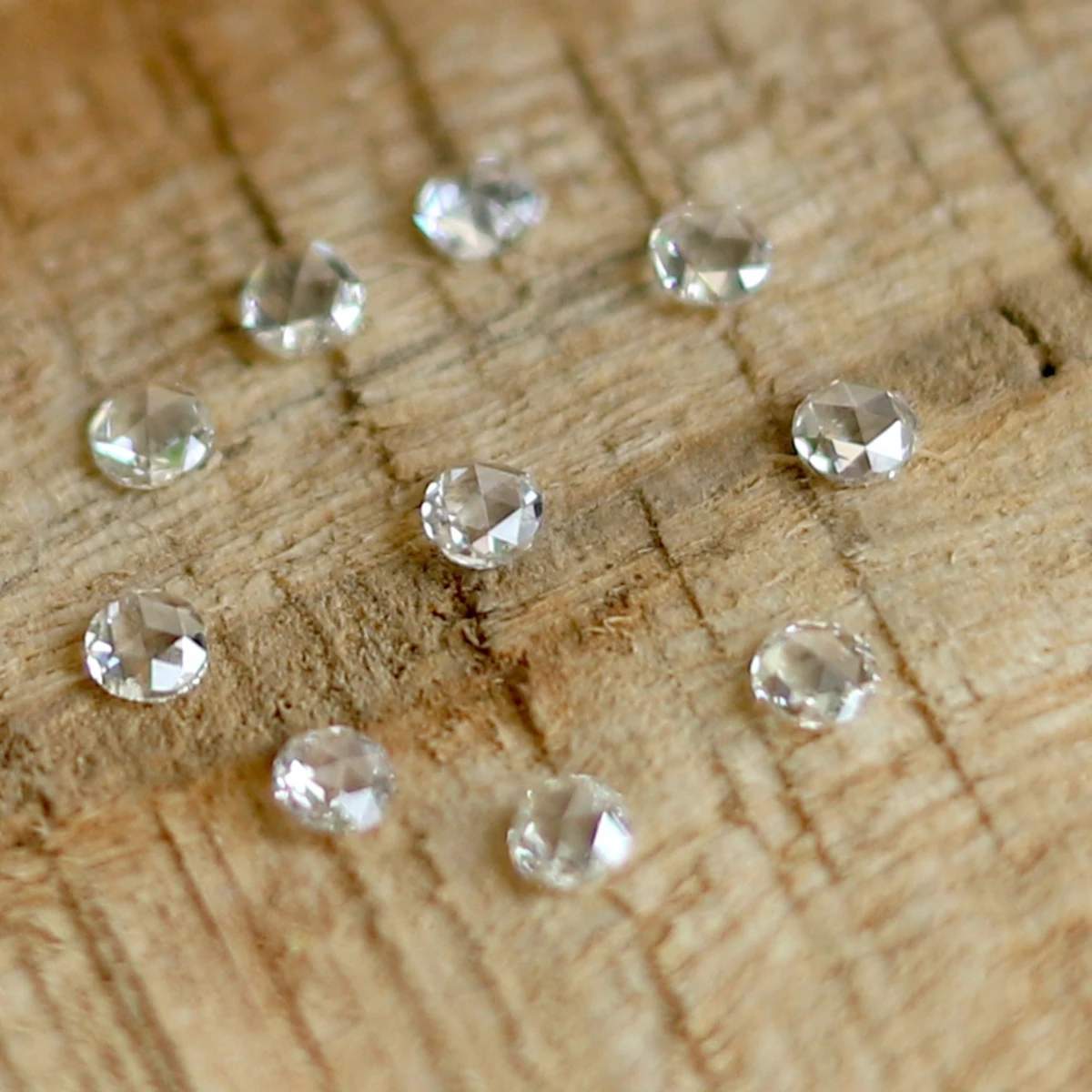 Round Rose Cut Small Lab Diamond 1PCS DEF Color VS/VVS Clarity Loose Stone Different Sizes Lab Melee Diamond for Jewelry
