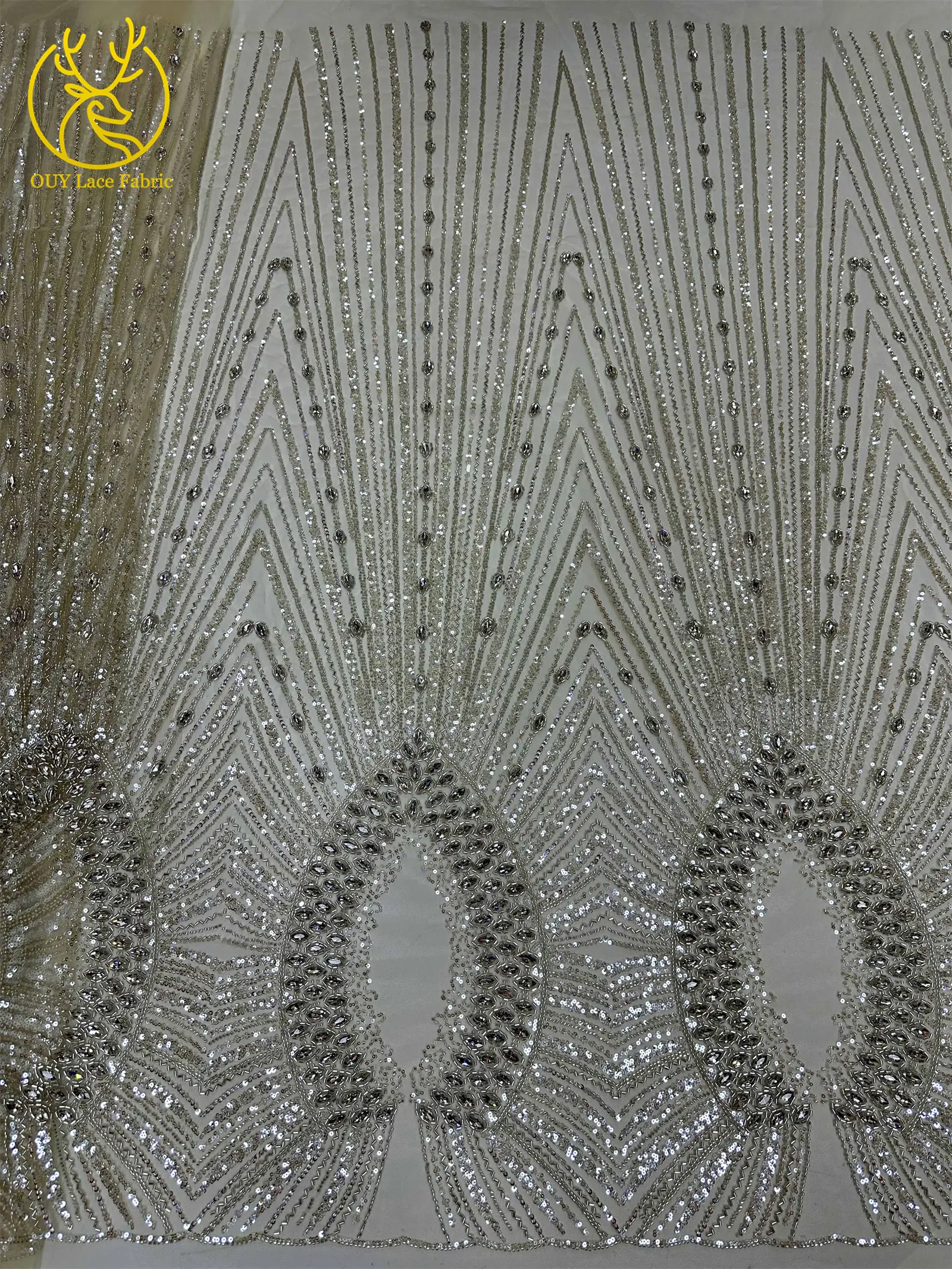 Luxuriöser afrikanischer Edelstein-Perlen-Spitzenstoff 2026 Premium nigerianischer französischer Pailletten-Mesh-Spitzenstoff für Partykleider und Brautkleider – Detail 12