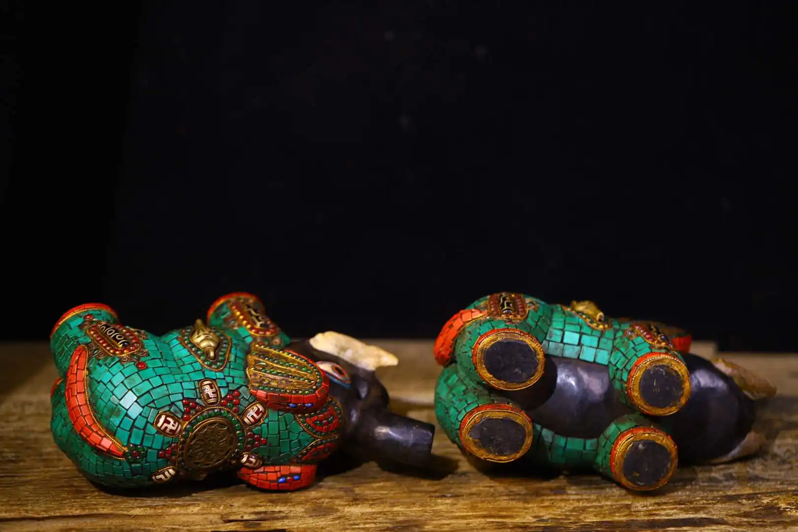 

8"Old Xizang Folk Collectio Old Natural Meteorite Mosaic Gem gZi Beads Turquoise Shell Elephant Statue Pair Amulet Worship Hall