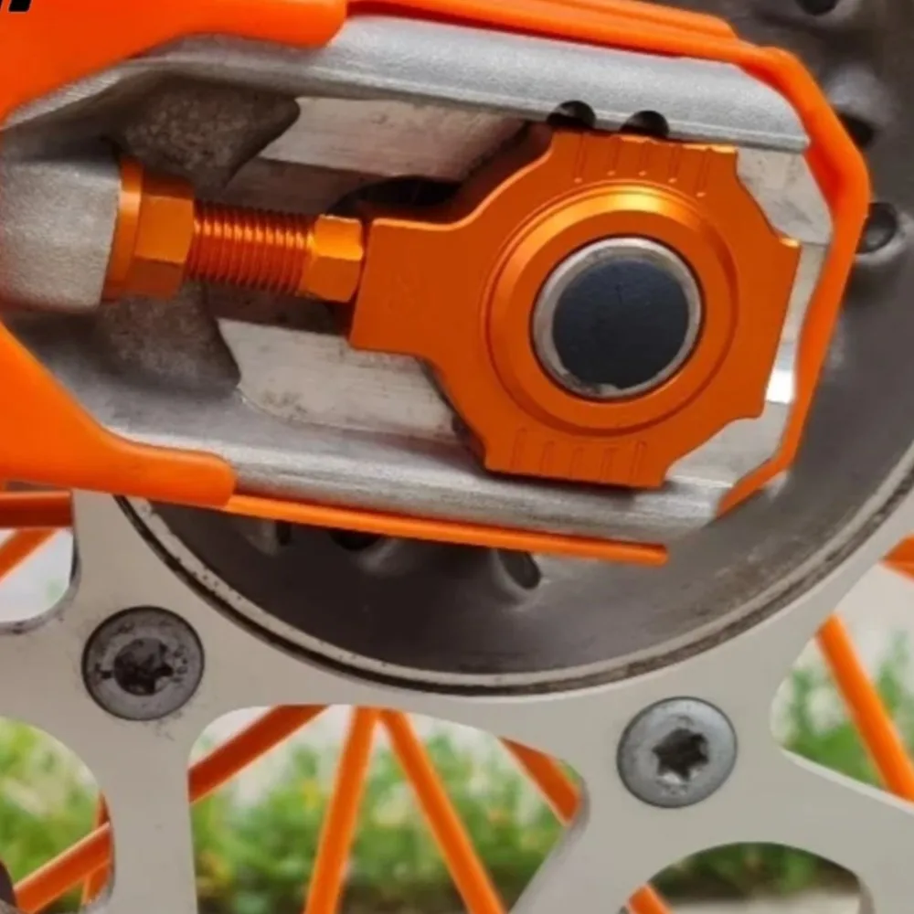 

Блоки заднего моста мотоцикла, регулятор цепи для 525 500 450 400 350 300 250 200 125 85 380 SX/SXS/XCW/EXCF/EXC 2000-2022