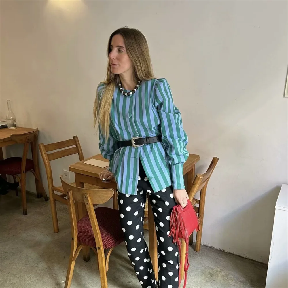 European And American Style 2024 Women\'s New Fashionable And Versatile Long Sleeved Buckle Slimming Striped Patchwork Shirt