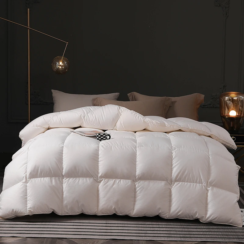 Luxurious  Comforter Quilts Duvets For winter bed duvet 2 people double Filled with high-end Pure  95% 5A Grade White Goose down