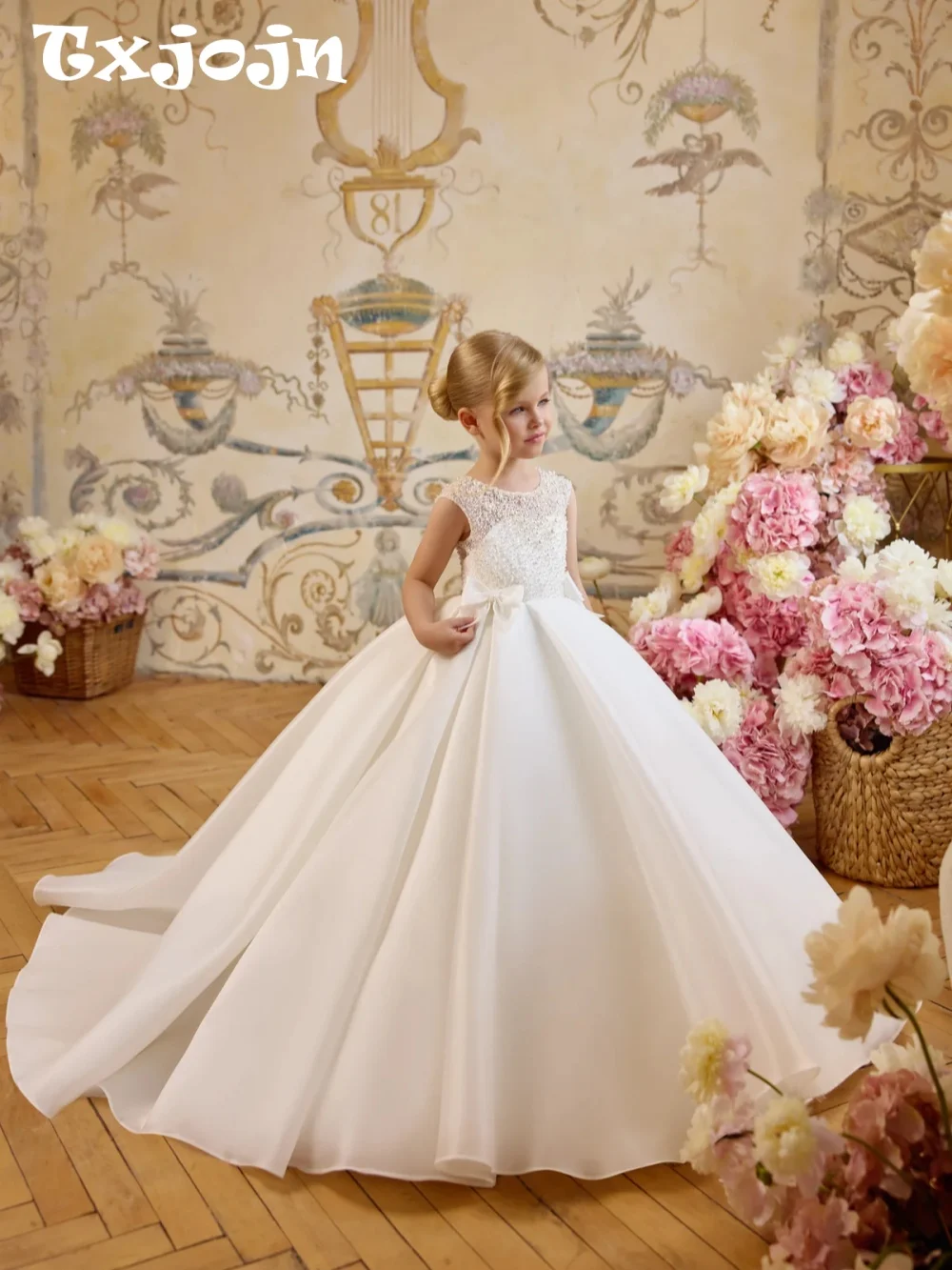 

Shimmering Pearls Ball Gown Long Girls Dresses For Wedding New Classic Oneck Sleeveless Princess Gown For Kids Birthday Party